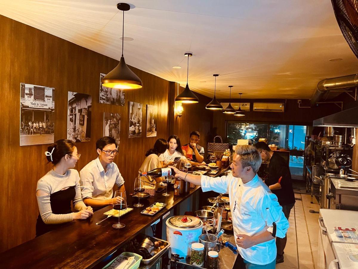 Saigon 118 Hostel And Cafe Хошимин Екстериор снимка