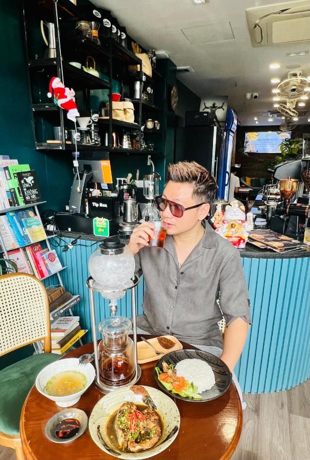 Saigon 118 Hostel And Cafe Хошимин Екстериор снимка