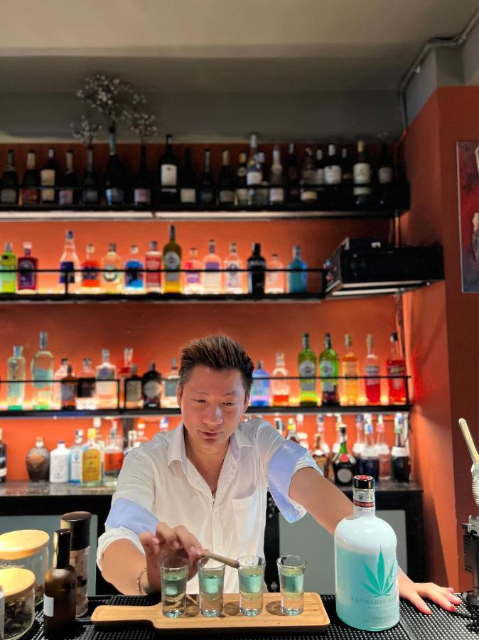 Saigon 118 Hostel And Cafe Хошимин Екстериор снимка